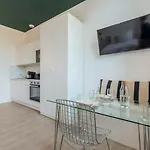 équipé Côté Rue, Parking Gratuit Appartement *