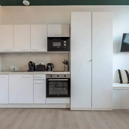 Appartement équipé Côté Rue, Parking Gratuit *