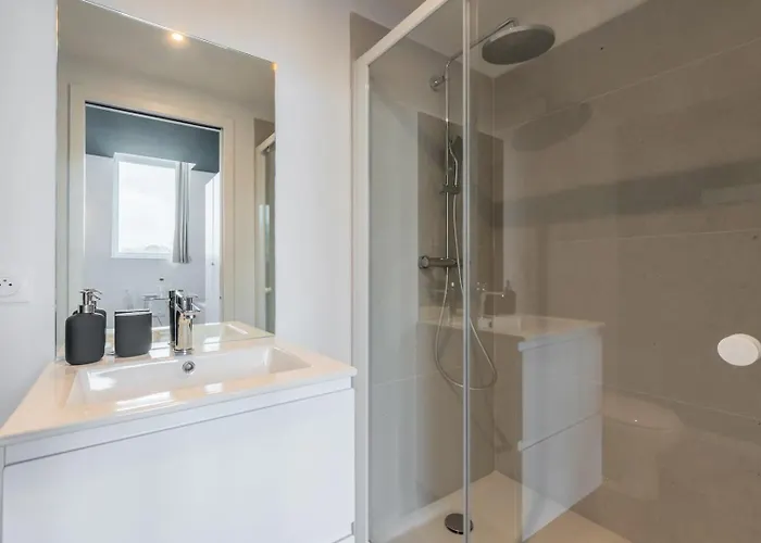 équipé Côté Rue, Parking Gratuit Appartement